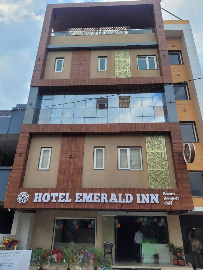 Hotel Emerald Inn Bhopal Zewnętrze zdjęcie