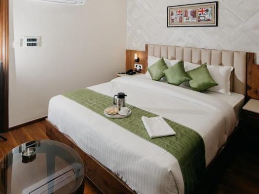 Hotel Emerald Inn Bhopal Zewnętrze zdjęcie
