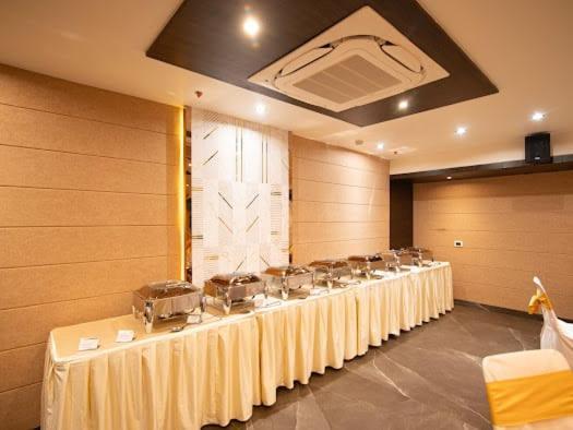Hotel Emerald Inn Bhopal Zewnętrze zdjęcie